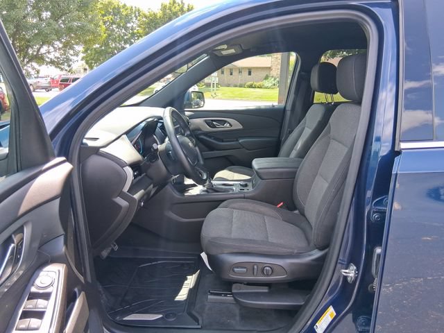 Used 2023 Chevrolet Traverse LT w/ LPO, Floor Liner Package AWD/4WD image 11