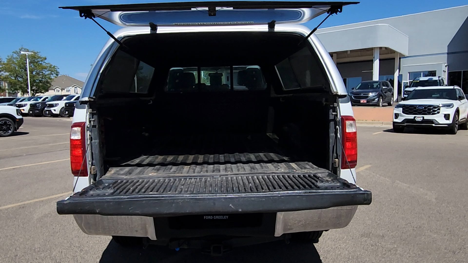 Used 2015 Ford F250 XL w/ Power Equipment Group AWD/4WD image 38