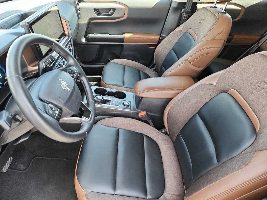 Used 2025 Ford Bronco Sport Outer Banks w/ Outer Banks Tech Package+ AWD/4WD image 9