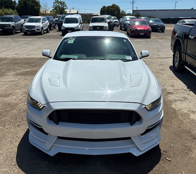 Used 2017 Ford Mustang GT Premium RWD image 2