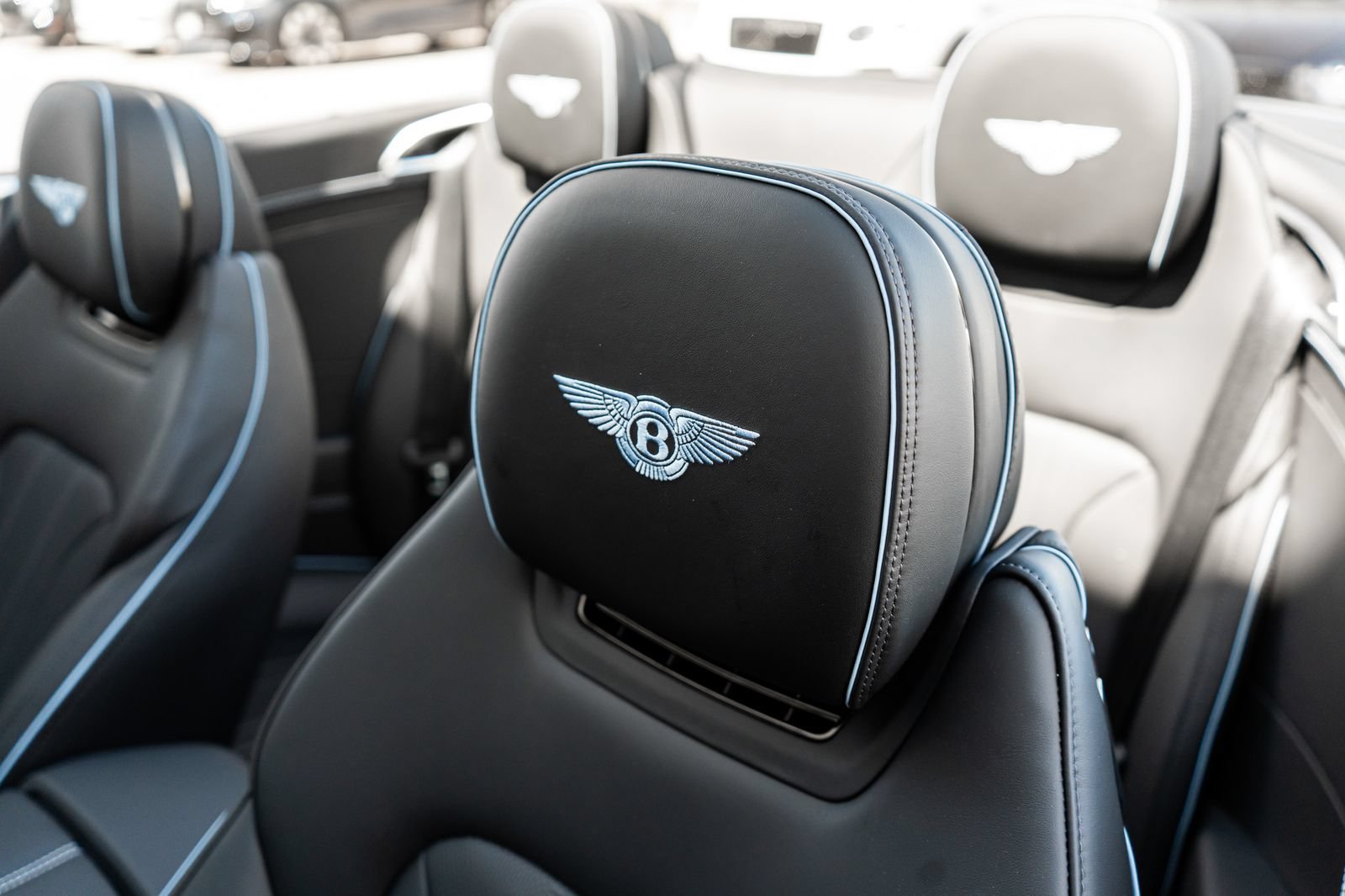 Certified 2026 Bentley Continental GTC AWD/4WD image 27