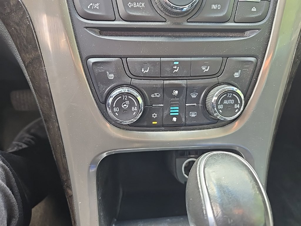 Used 2016 Buick Verano Leather w/ Experience Buick Package FWD image 12