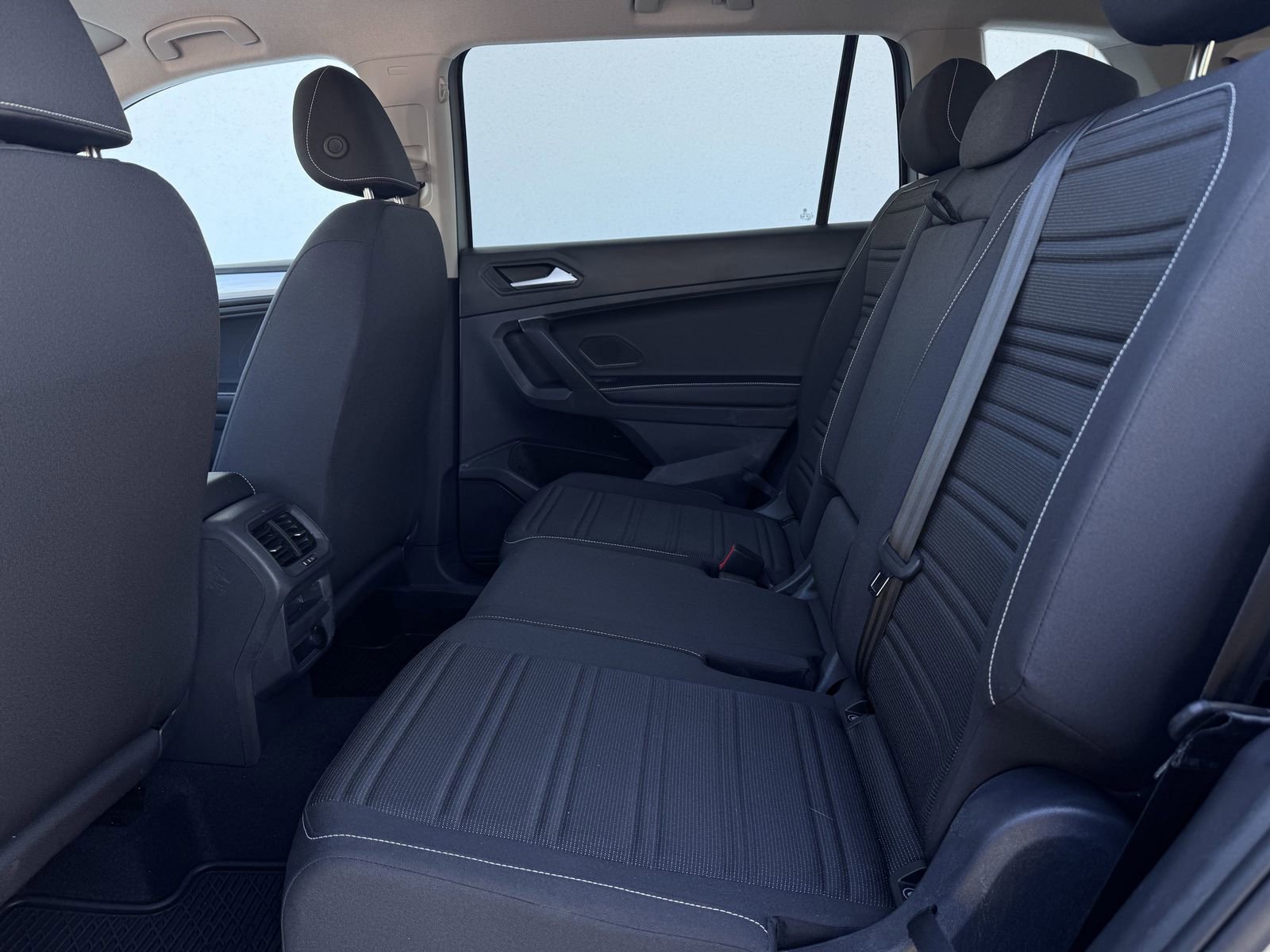 New 2024 Volkswagen Tiguan S image 23