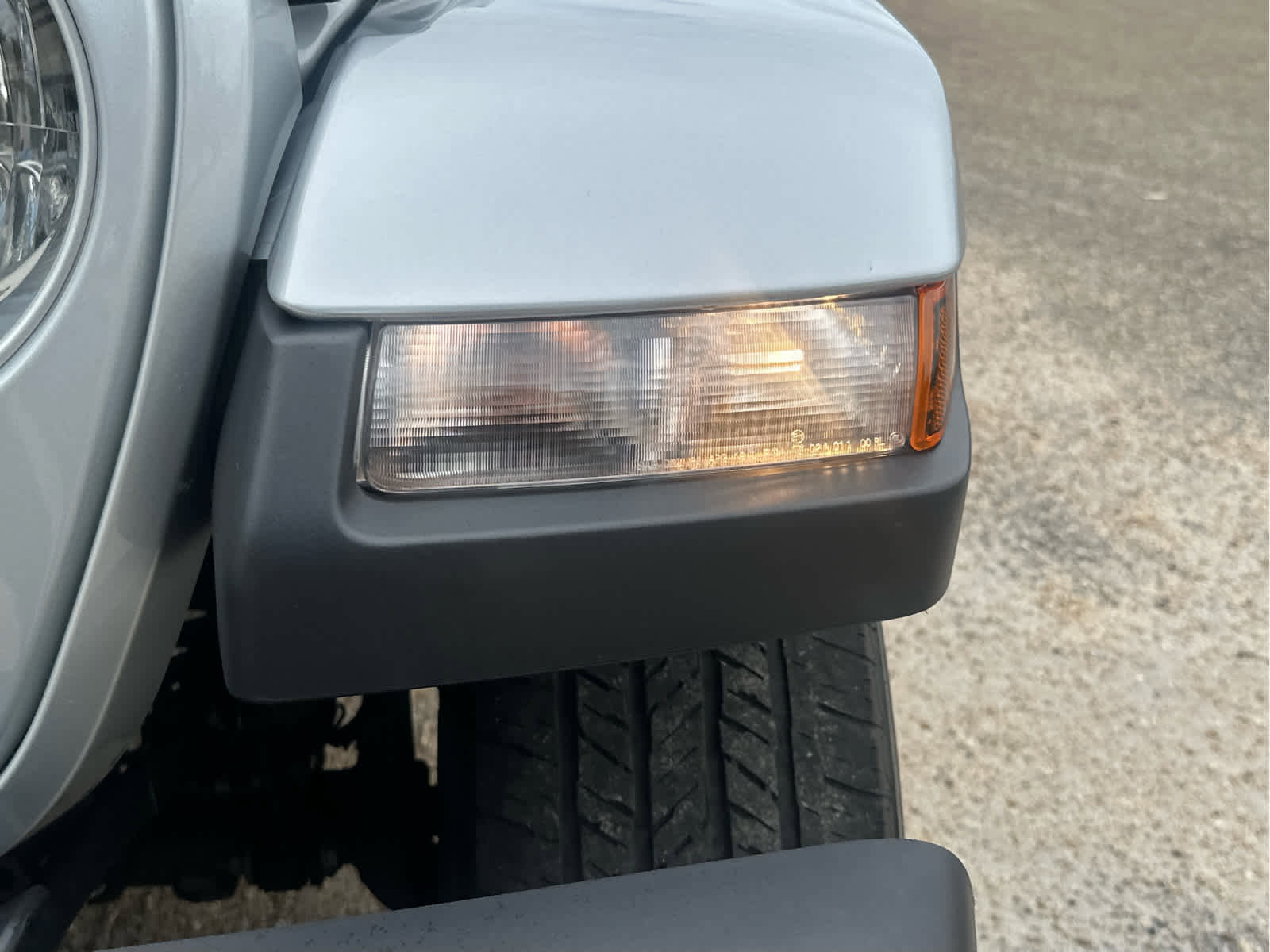 Used 2023 Jeep Gladiator Overland AWD/4WD image 9