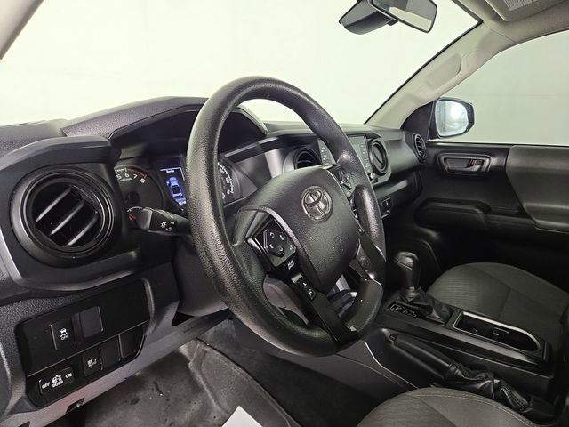 Used 2022 Toyota Tacoma SR image 14