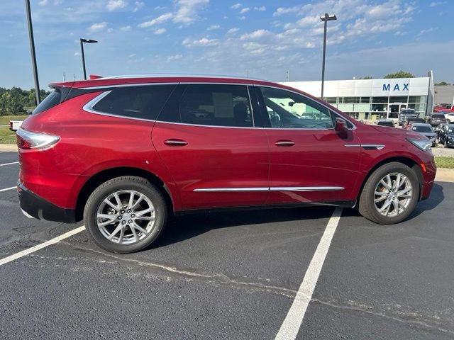 Used 2022 Buick Enclave Premium AWD/4WD image 15