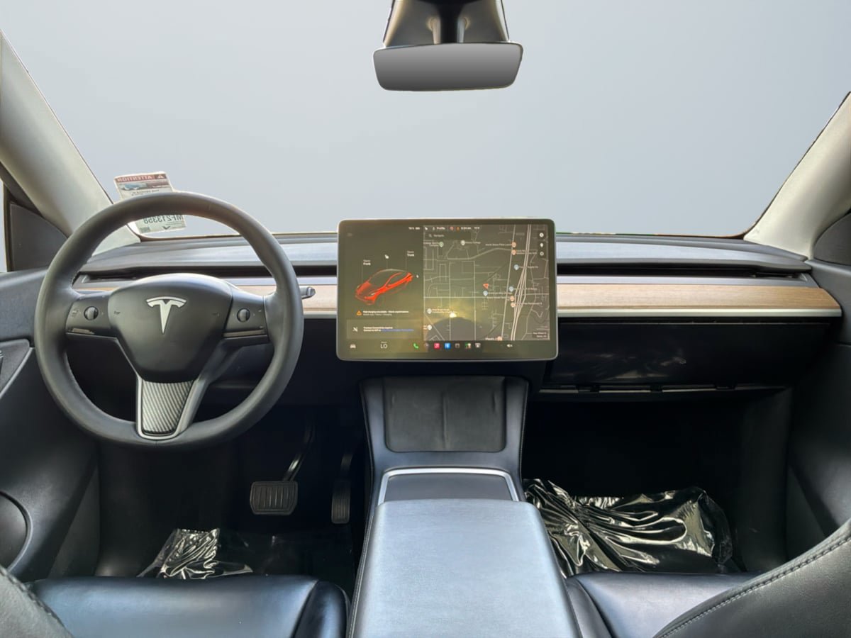 Used 2021 Tesla Model Y Long Range AWD/4WD image 10