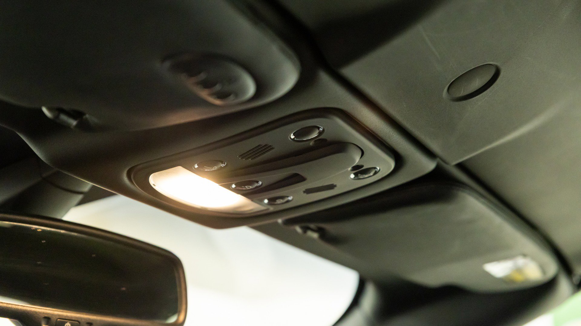 Used 2018 Maserati GranTurismo MC image 69