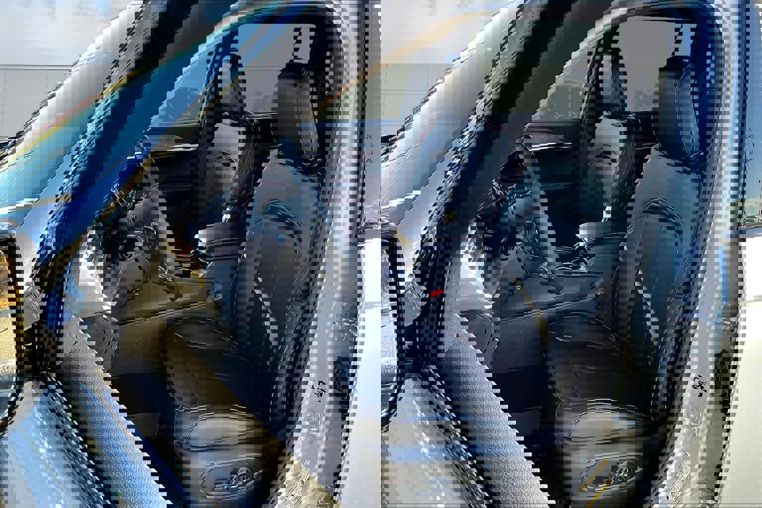 New 2025 Jeep Grand Cherokee Limited w/ Luxury Tech Group II image 11