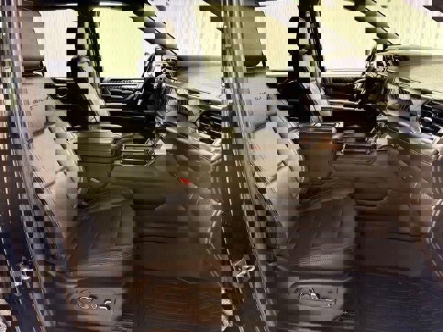 Used 2023 GMC Yukon Denali image 26