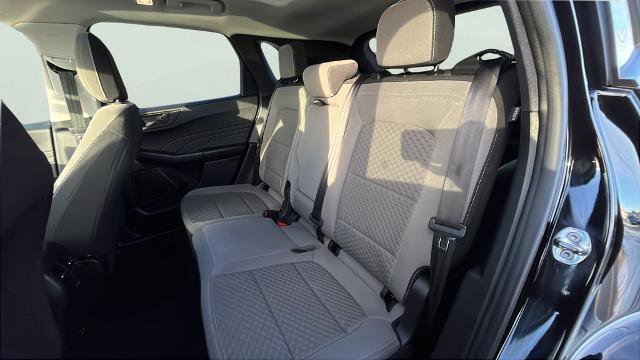 Certified 2022 Ford Escape SE w/ Convenience Package image 16