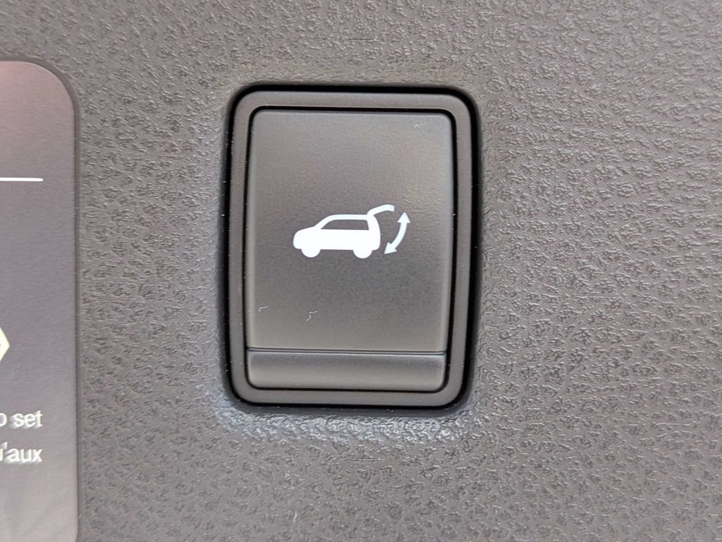 Used 2021 INFINITI QX50 Luxe FWD image 14