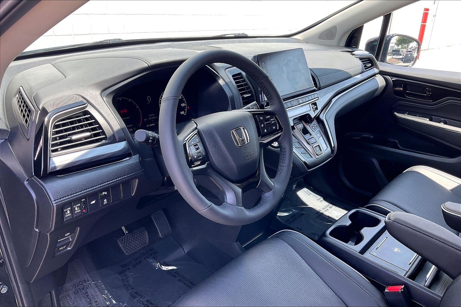 Used 2026 Honda Odyssey Elite image 18