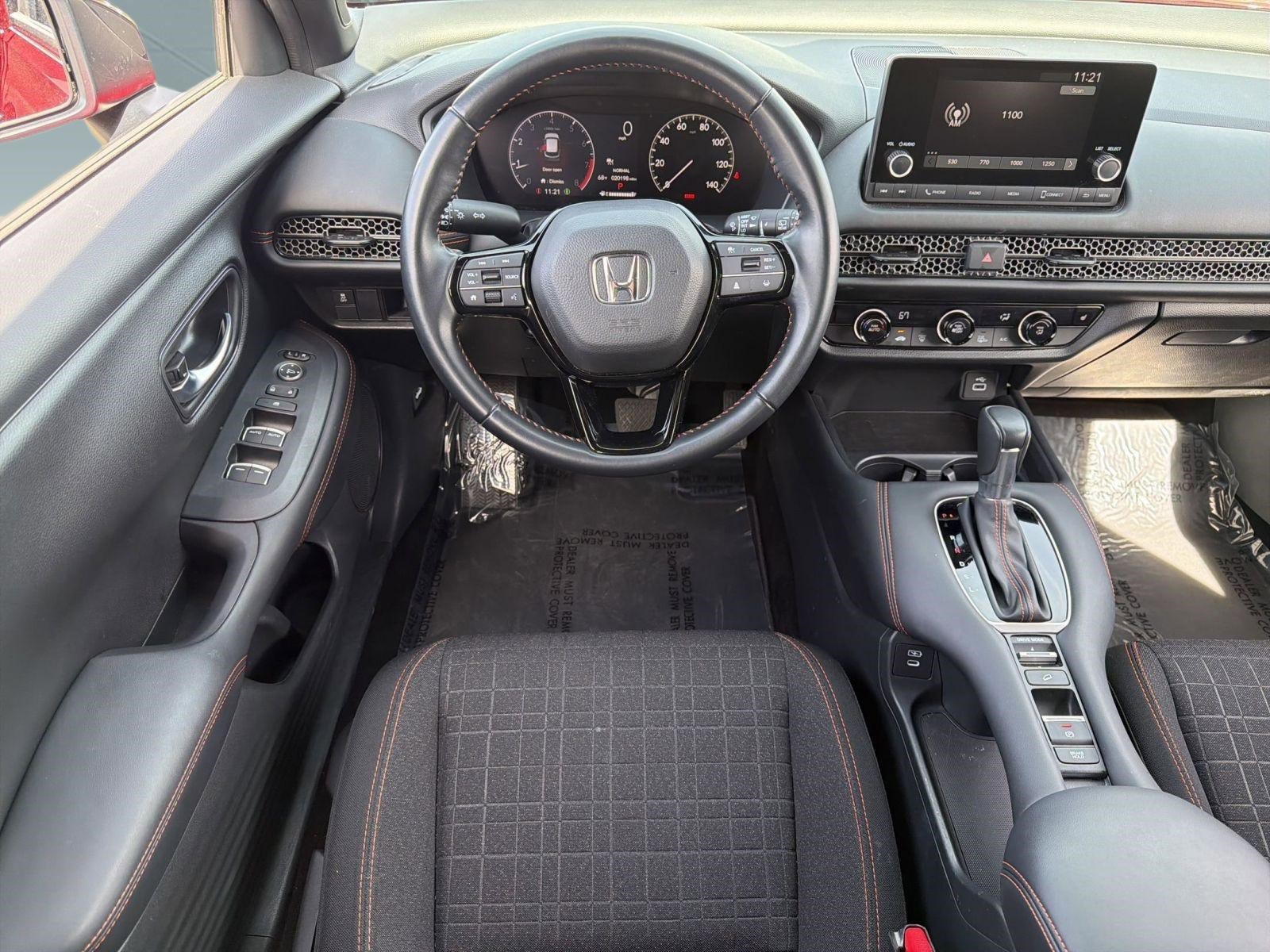 Used 2025 Honda HR-V Sport image 27