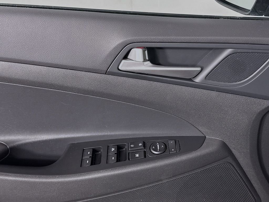 Used 2021 Hyundai Tucson SEL image 12