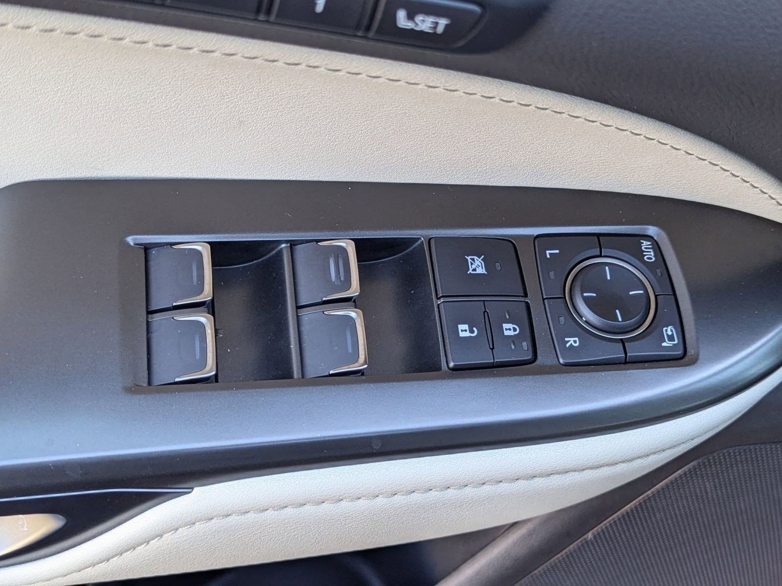 Used 2025 Lexus NX 350 AWD w/ Luxury Package image 25