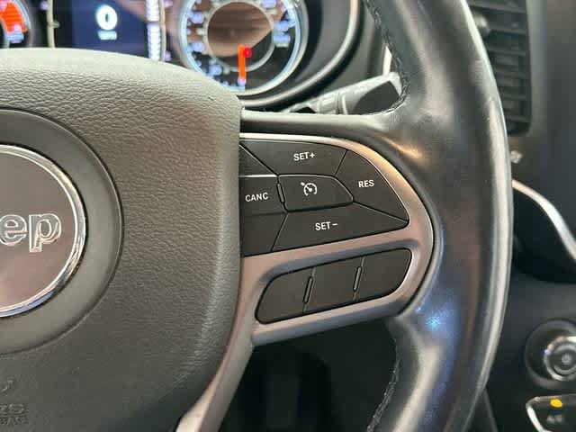 Used 2020 Jeep Cherokee Latitude Lux w/ Quick Order Package 26H Lux AWD/4WD image 5