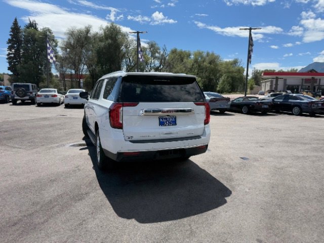 Used 2023 GMC Yukon XL SLT AWD/4WD image 25