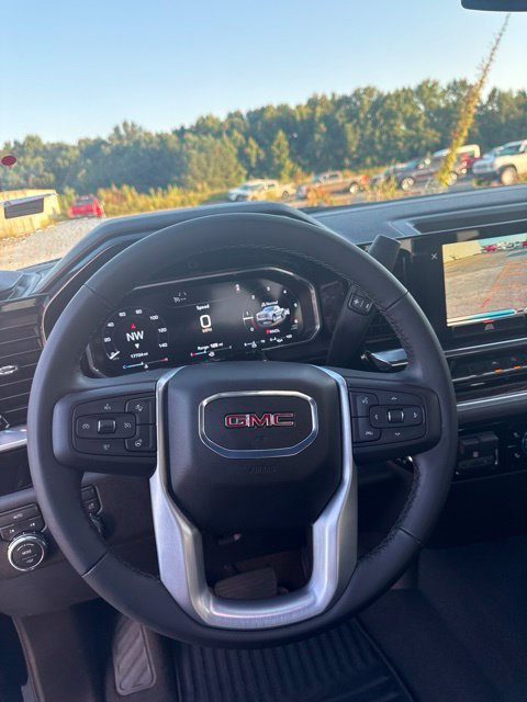 Used 2026 GMC Sierra 1500 SLE AWD/4WD image 25
