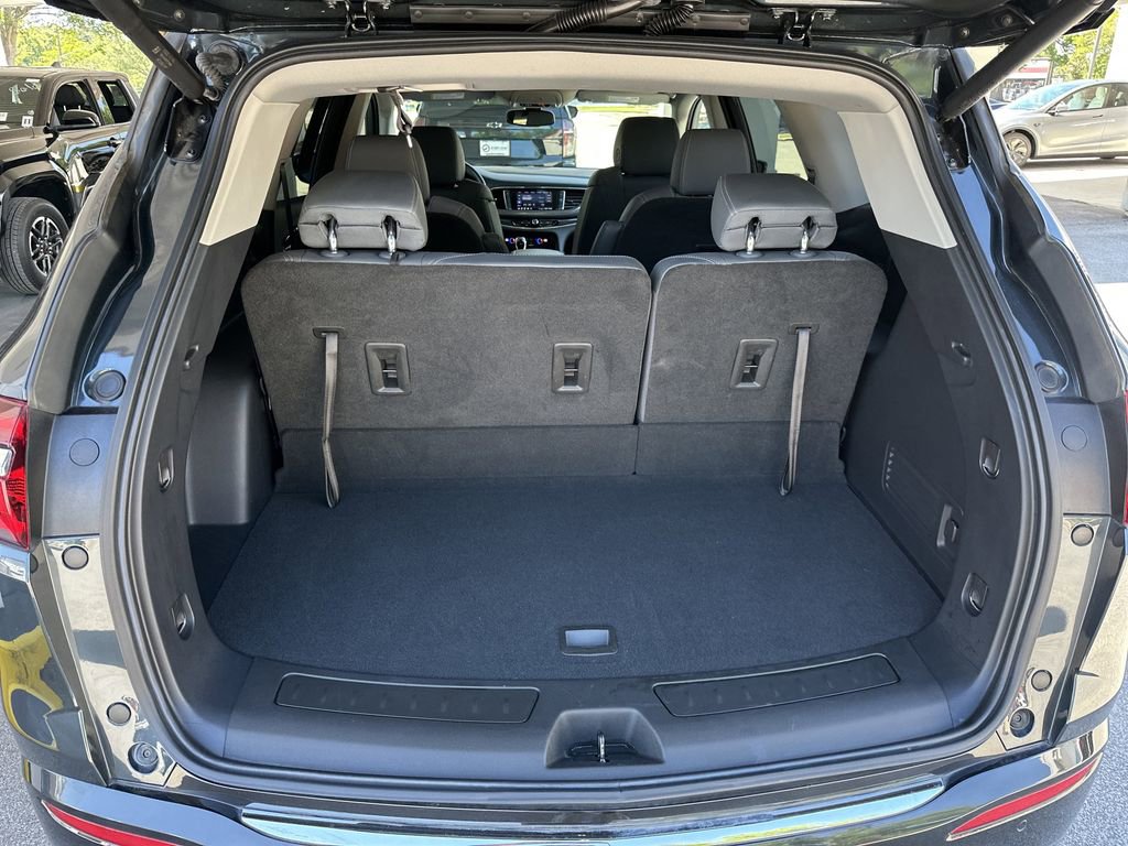 Used 2021 Buick Enclave Essence FWD image 30