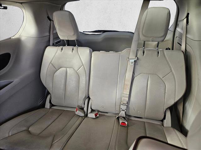 Used 2019 Chrysler Pacifica Limited w/ Tire & Wheel Group image 20