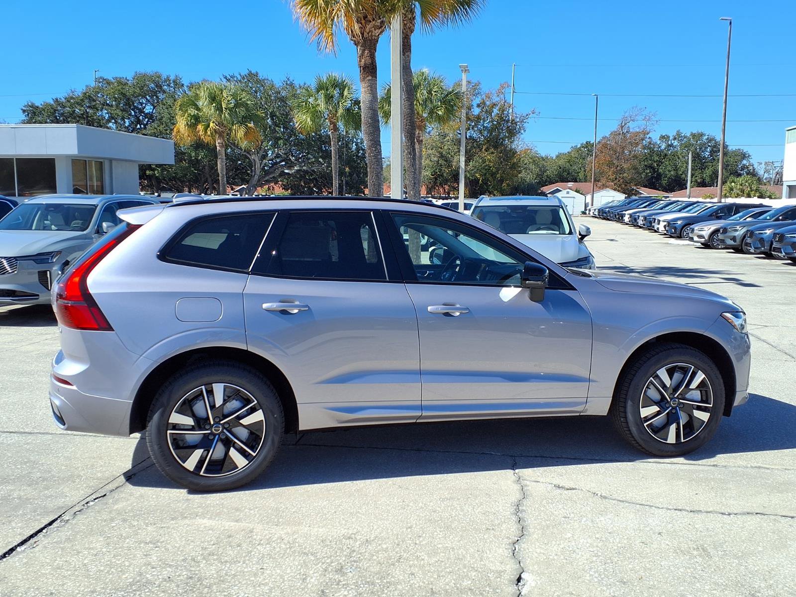 New 2026 Volvo XC60 T8 Core w/ Protection Package Premier image 8