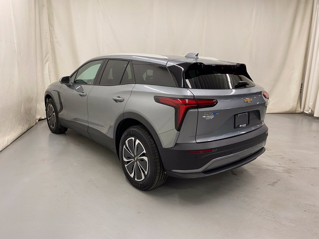 Used 2024 Chevrolet Blazer EV LT AWD/4WD image 5
