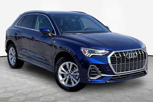 Used 2025 Audi Q3 2.0T Premium w/ Convenience Package AWD/4WD image 11