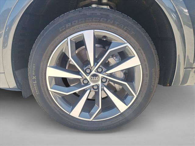 Used 2022 Audi Q5 2.0T Premium Plus w/ Premium Plus Package AWD/4WD image 20