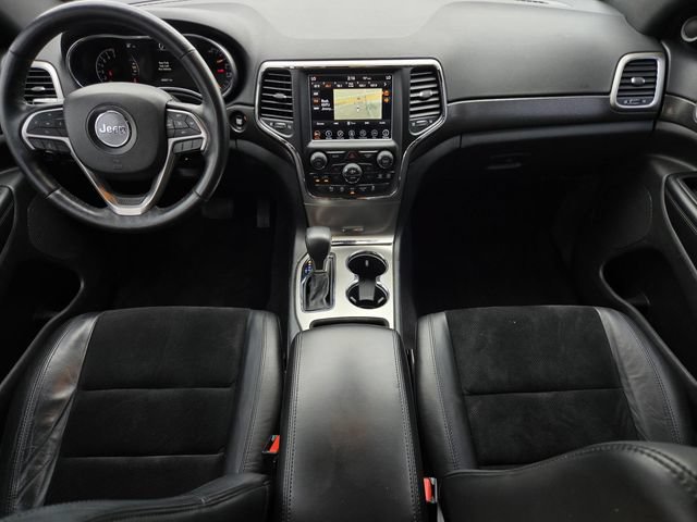 Used 2018 Jeep Grand Cherokee Altitude AWD/4WD image 16