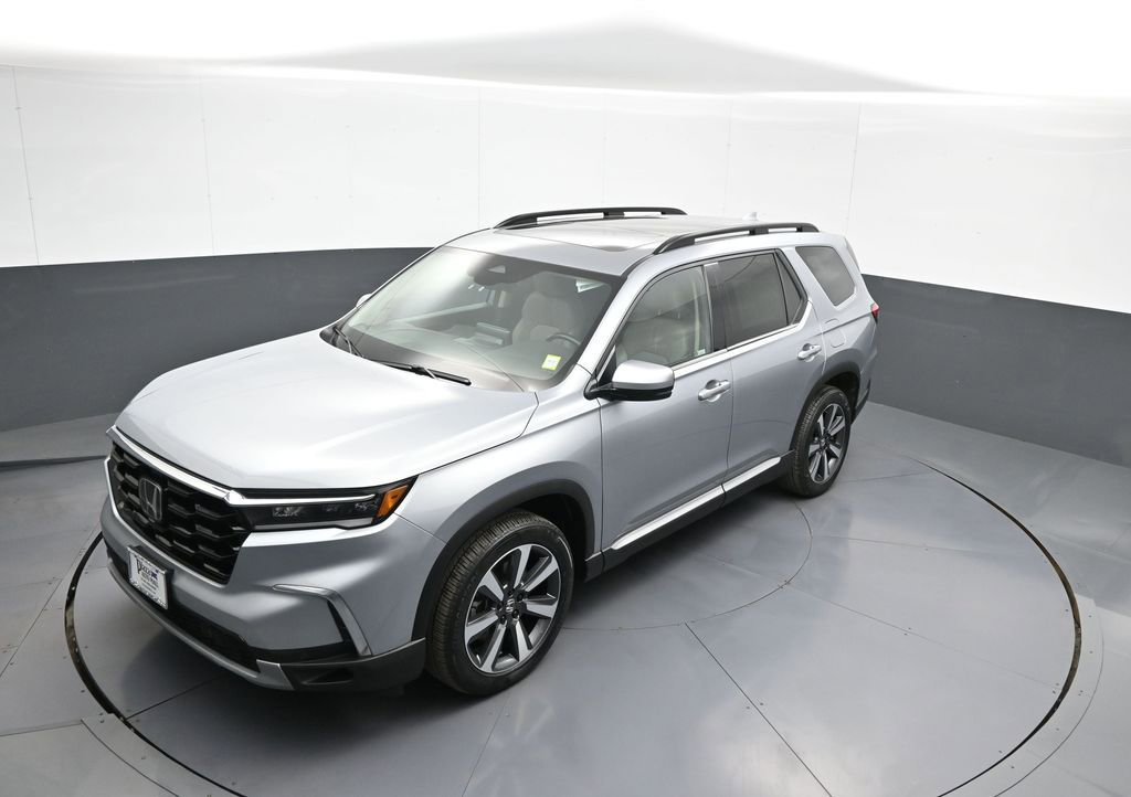 Certified 2023 Honda Pilot Touring image 36