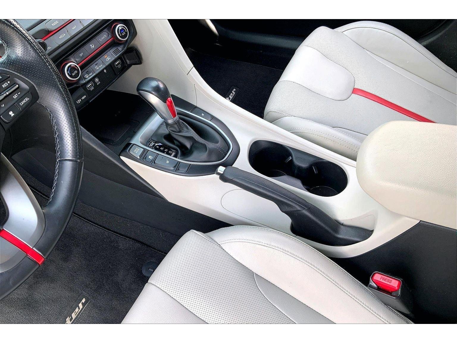 Used 2019 Hyundai Veloster Turbo Ultimate FWD image 12