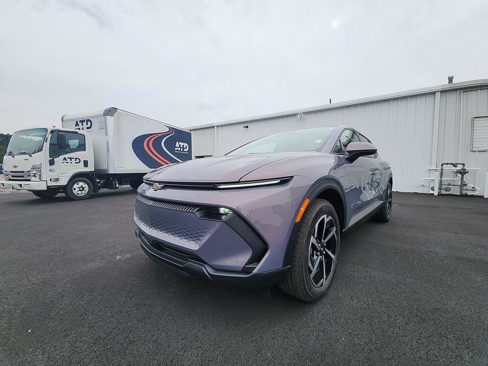 New 2026 Chevrolet Equinox EV LT image 1