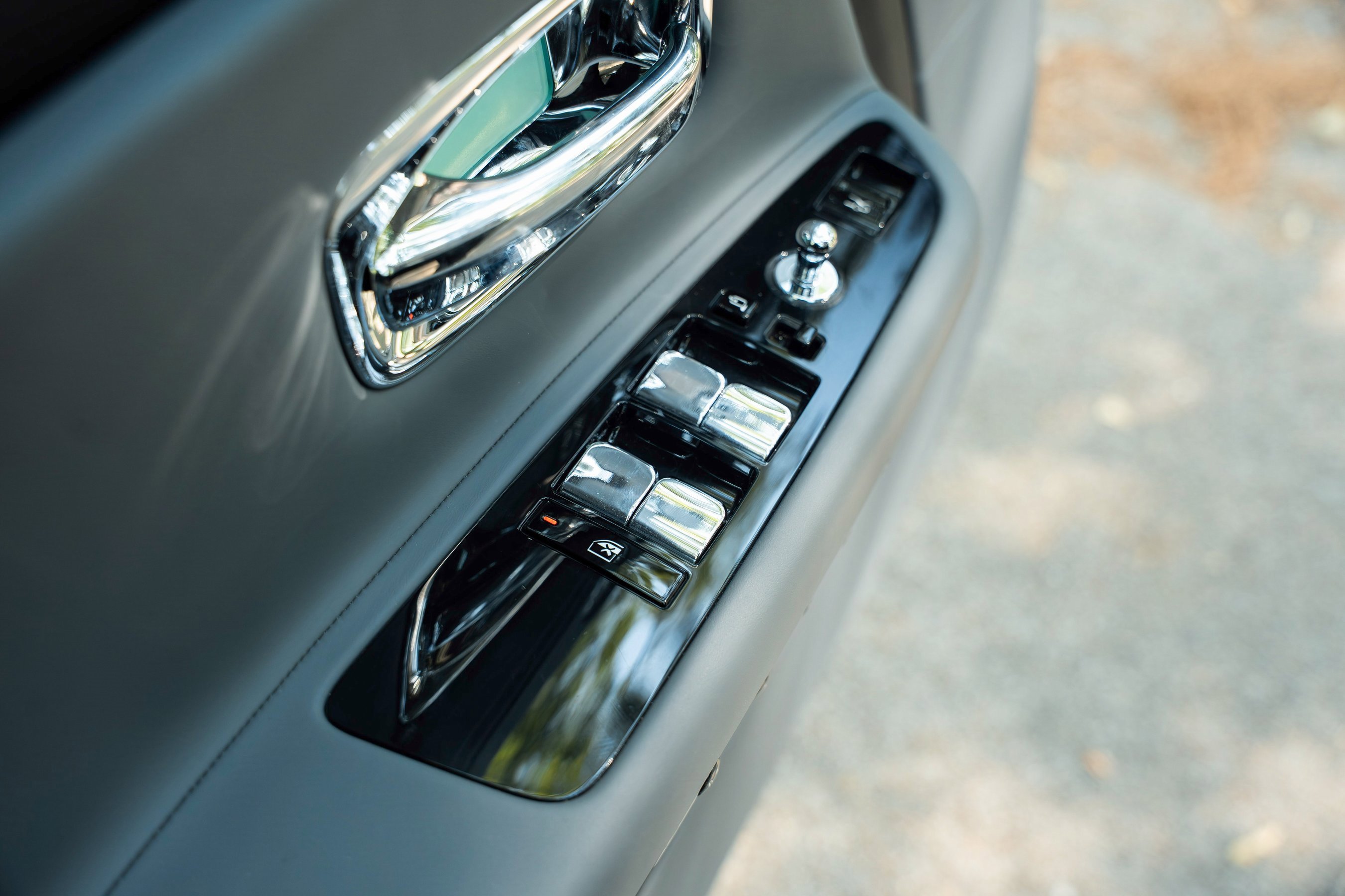 Used 2025 Rolls-Royce Spectre w/ Spectre Launch Package image 17