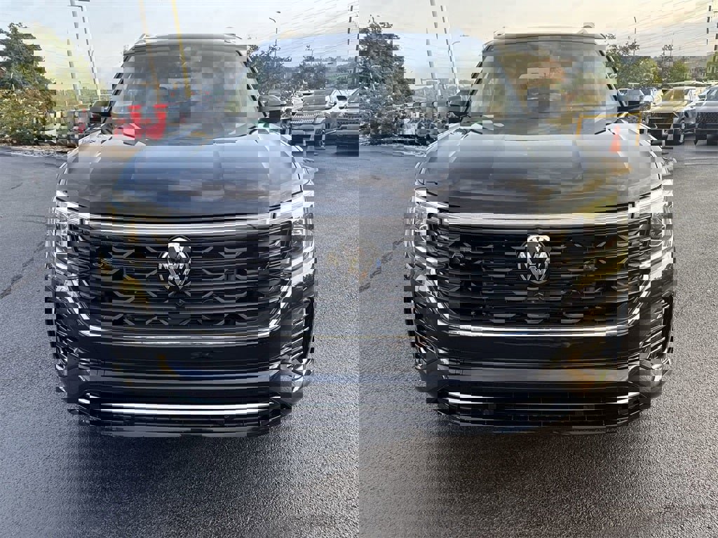 New 2026 Volkswagen Atlas SEL Premium R-Line image 2