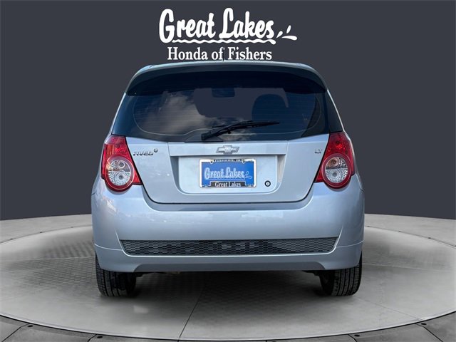 Used 2011 Chevrolet Aveo5 LT w/ Driver Convenience Package image 4