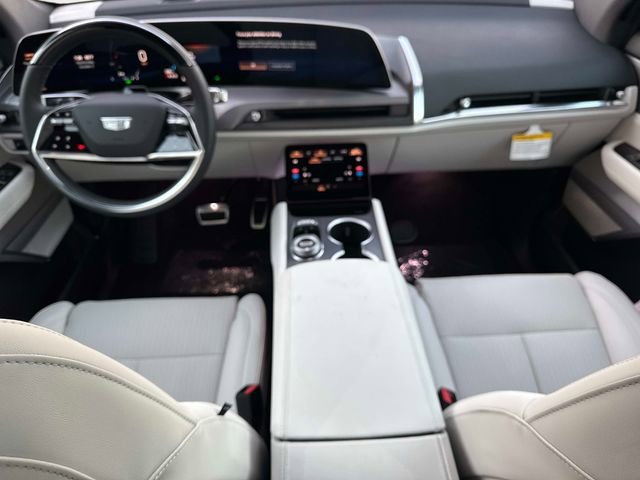 New 2026 Cadillac Vistiq Sport AWD/4WD image 18