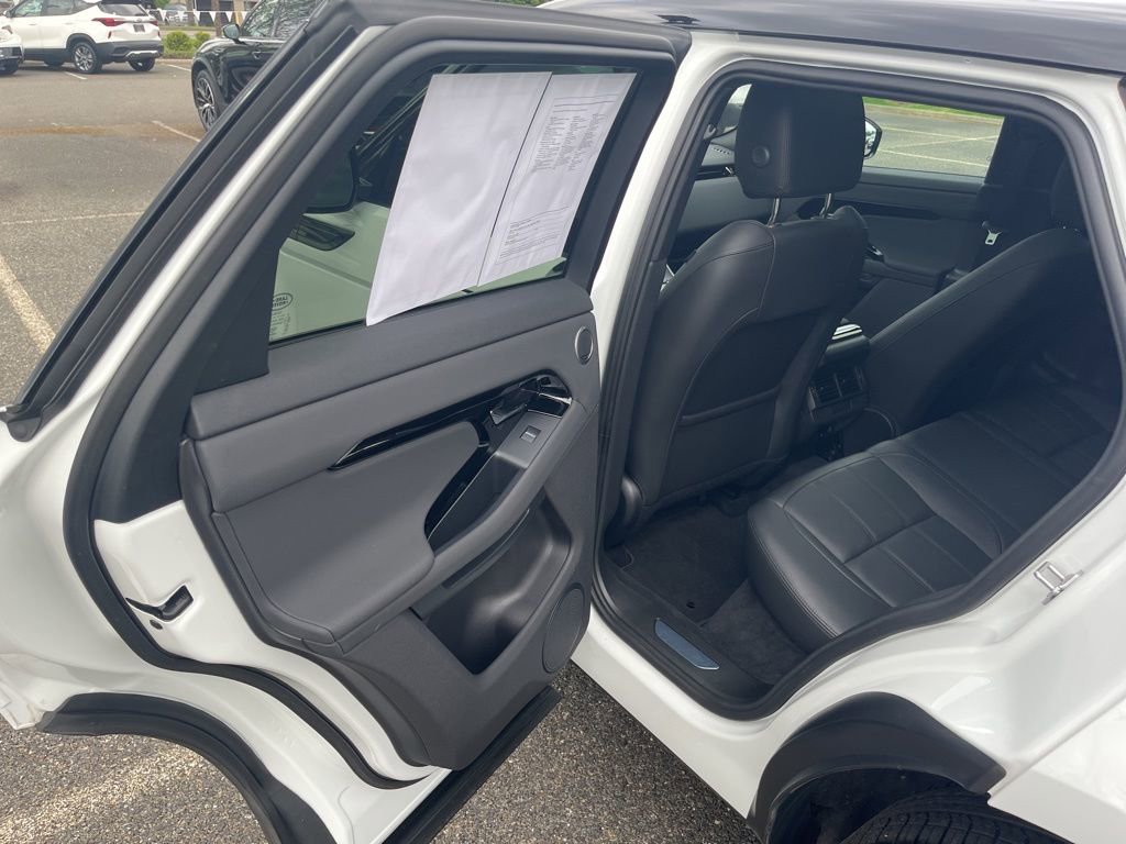 Certified 2025 Land Rover Range Rover Evoque Dynamic SE AWD/4WD image 15