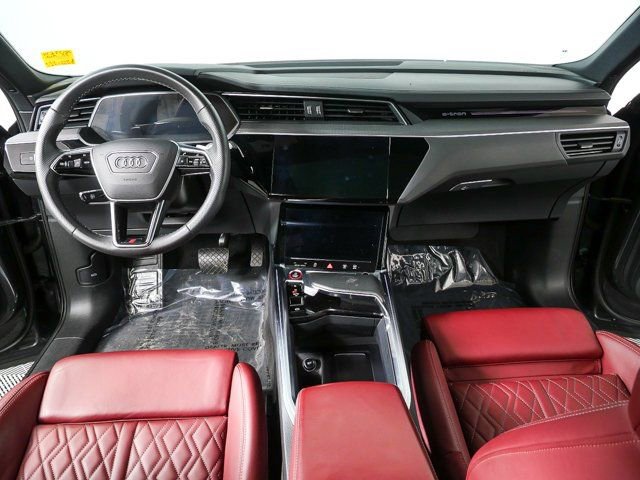 Certified 2023 Audi e-tron S Premium Plus w/ Black Optic Package AWD/4WD image 20