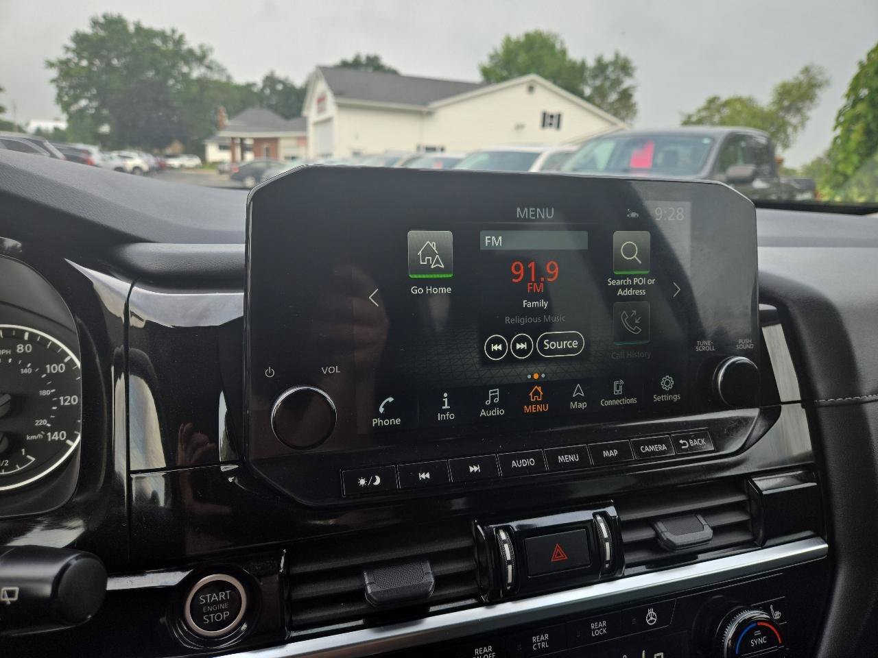 Used 2023 Nissan Pathfinder SL AWD/4WD image 21