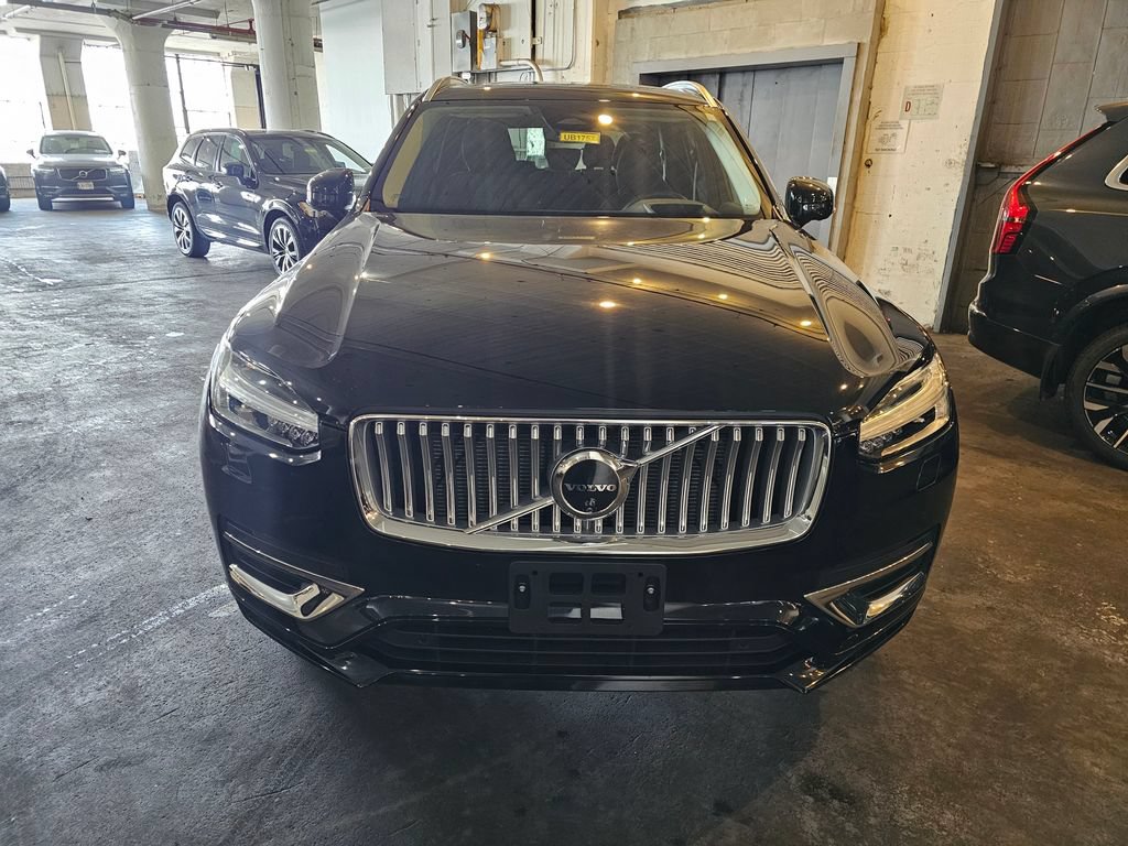 Certified 2025 Volvo XC90 B6 Ultra w/ Protection Package Premier AWD/4WD image 6