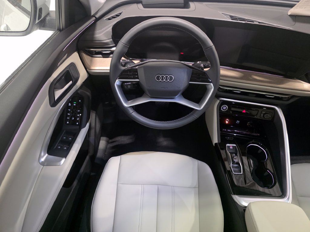 New 2026 Audi Q5 Premium Plus AWD/4WD image 17