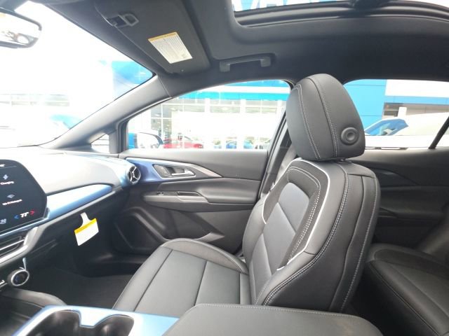 New 2026 Chevrolet Equinox EV LT w/ Convenience Package II image 26