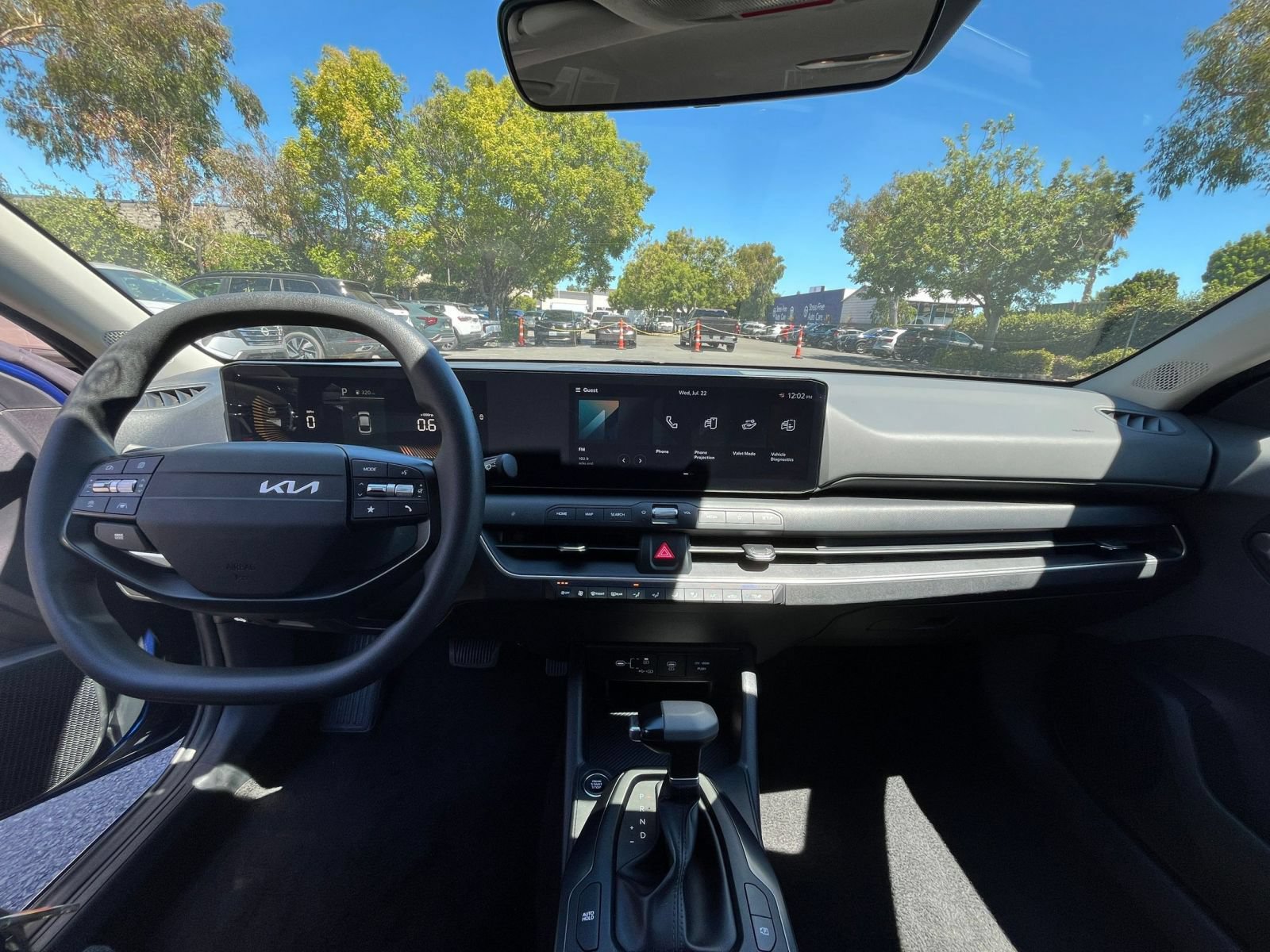 Used 2025 Kia K4 FWD image 32