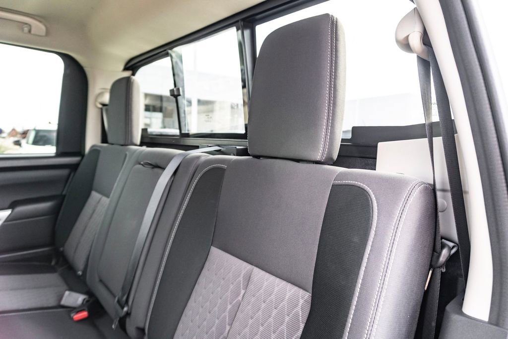 Used 2024 Nissan Titan SV RWD image 26