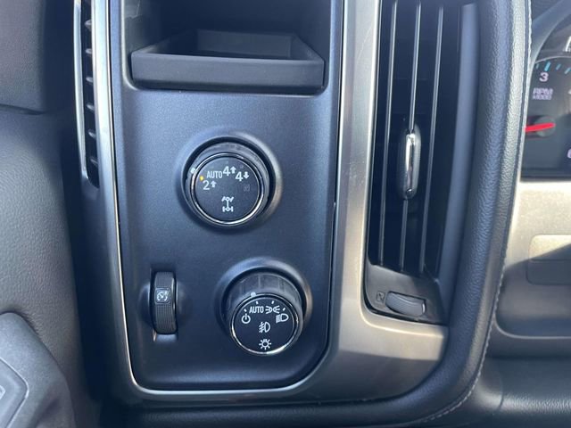Used 2018 Chevrolet Silverado 1500 LTZ w/ Sport Package image 27