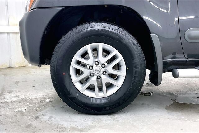 Used 2015 Nissan Xterra S w/ Nevada Tow Package AWD/4WD image 10