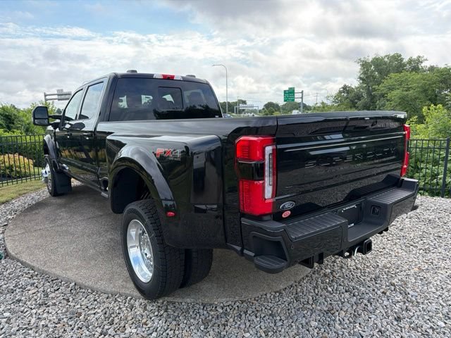 New 2026 Ford F450 Platinum w/ FX4 Off-Road Package AWD/4WD image 5
