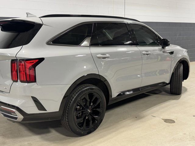 Used 2023 Kia Sorento SX image 16