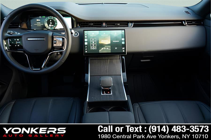 Used 2024 Land Rover Range Rover Evoque S image 32